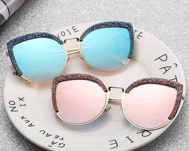 Multicolored thick legs trendy cute cat eyes sunglasses