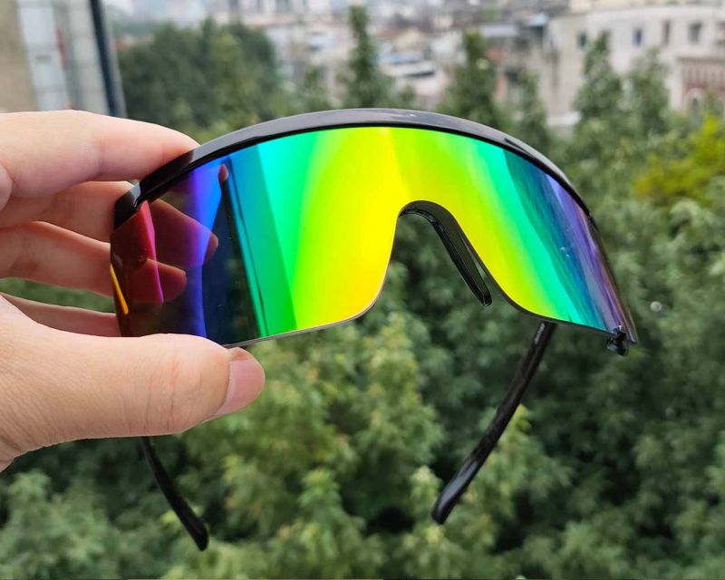 Oversized flat top full coverage mono lens sunglasses