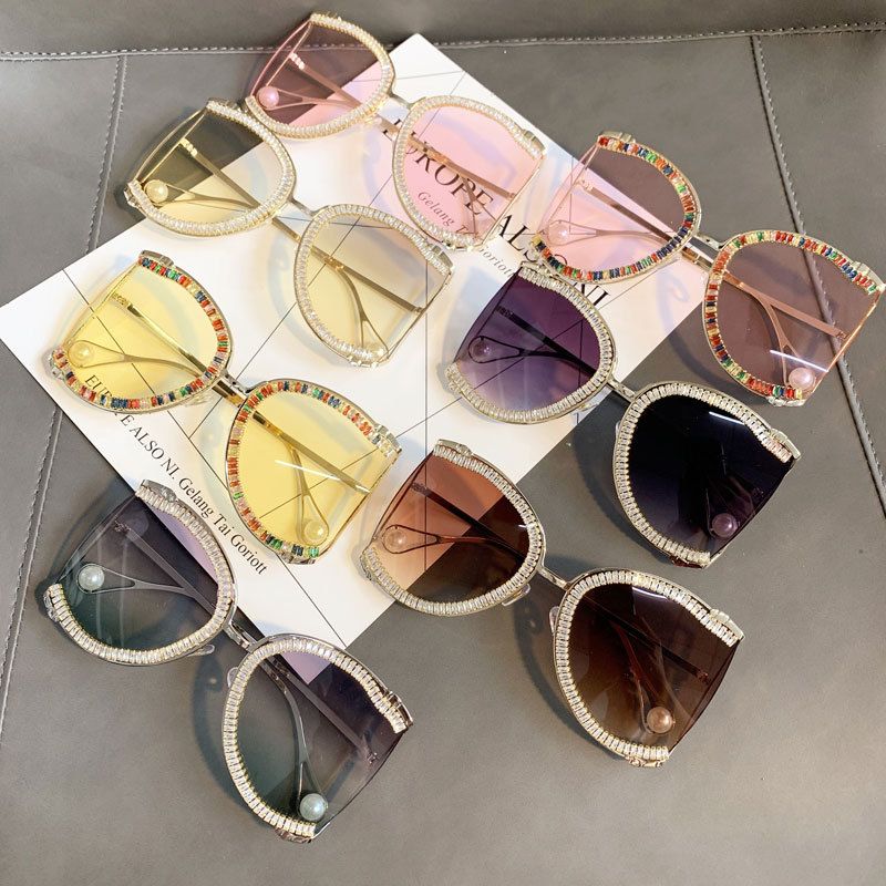 Glittery Rhinestones Retro Oversized Bling Sunglasses