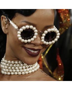 Women Luxury Oversized Vintage Round Pearls Sunglasses