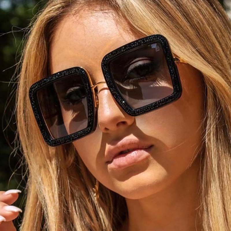 Glittery Vintage Oversized Square Gradient Sunglasses