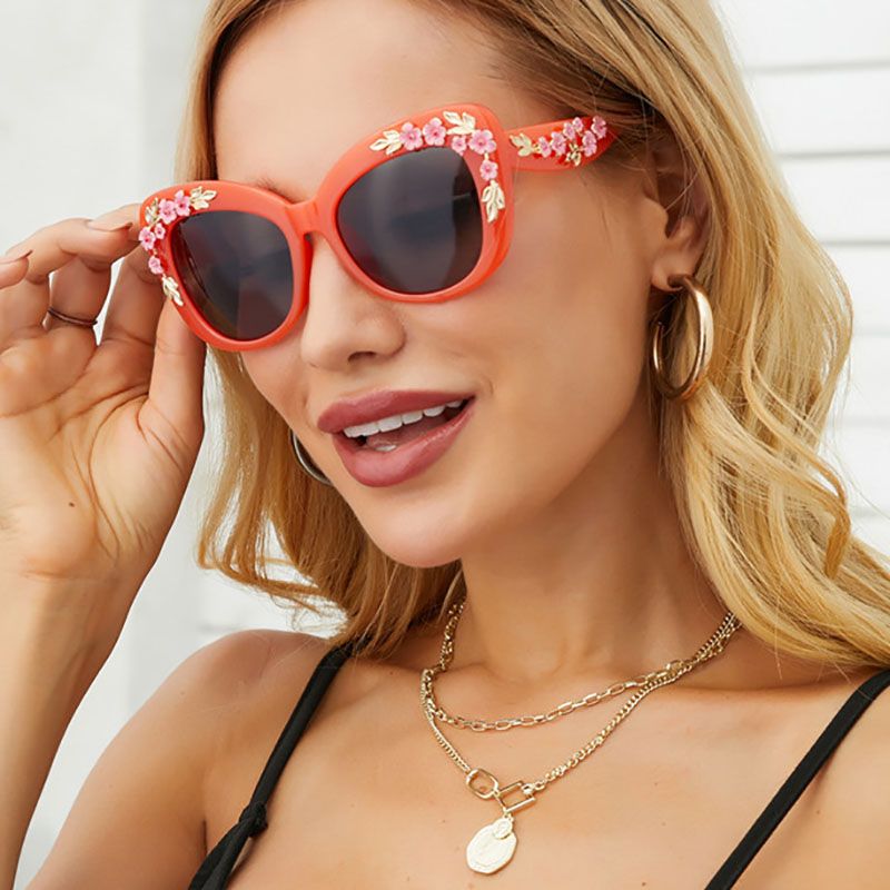 Retro Colorful Flowers Decorated Cat Eyes Sunglasses