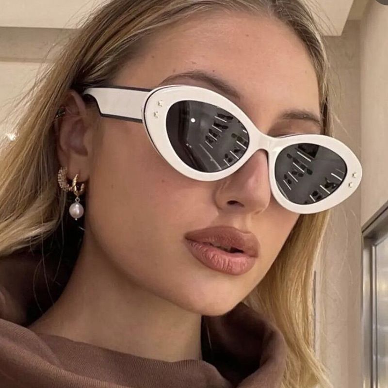 Two Tones Oval Frame Modern Cat Eye Sunglasses