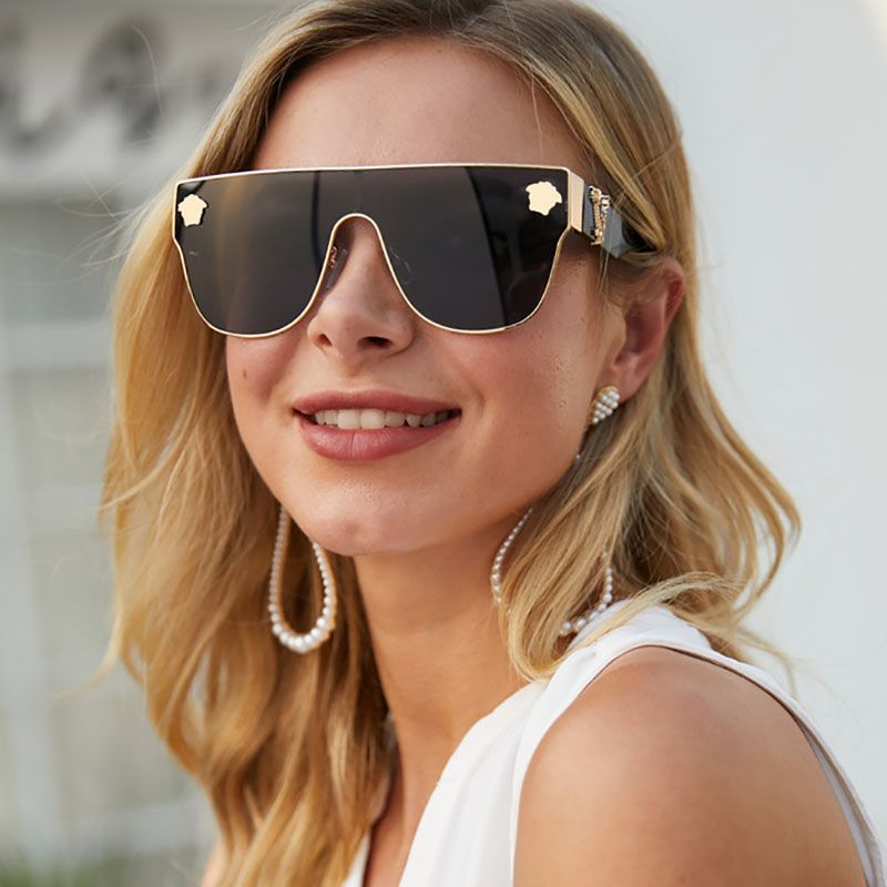 Luxury flat top mono lens gold V logo sunglasses
