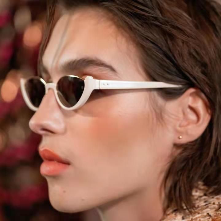 Small Ladies Half Frame Sexy Retro Cateye Sunglasses