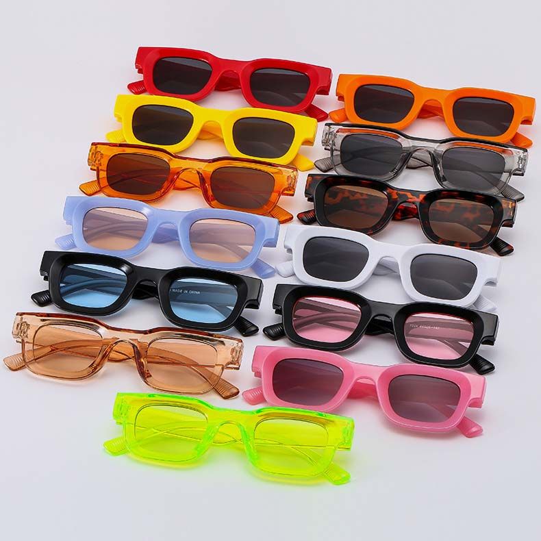 Popular fashion bold temples retro rectangular sunglasses
