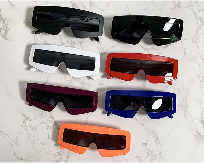 Flat Top Bold Frame One Piece Lens Sporty Sunglasses