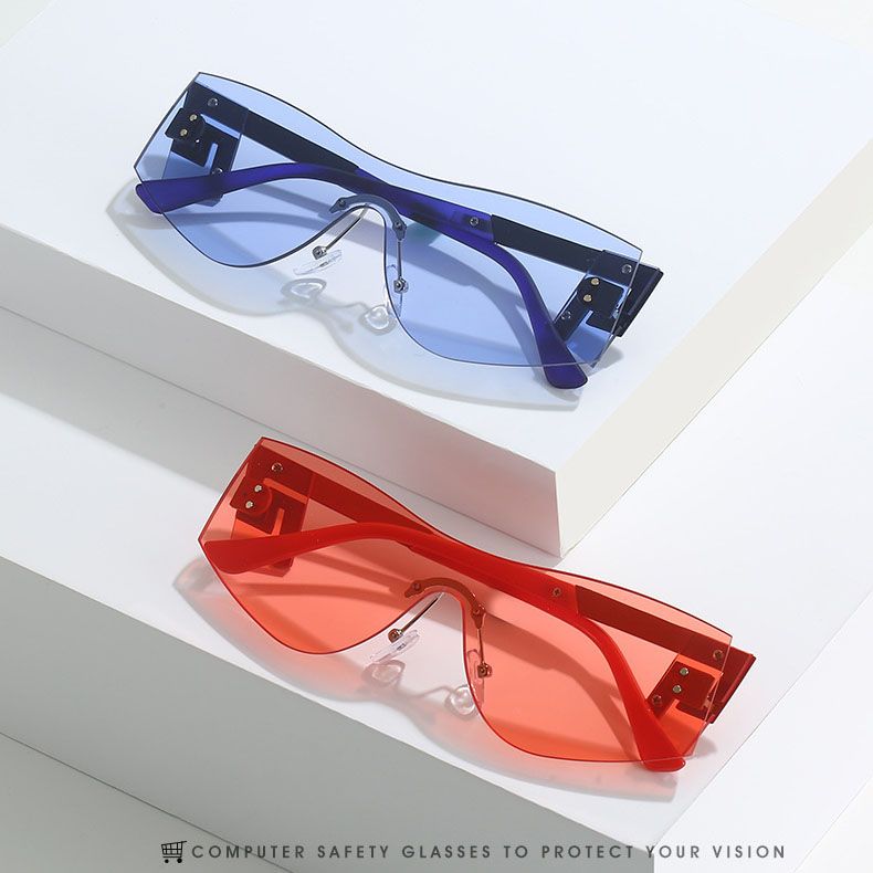 ‘G’ Letter Hinge Rimless Wrap Around Trendy Sunglasses
