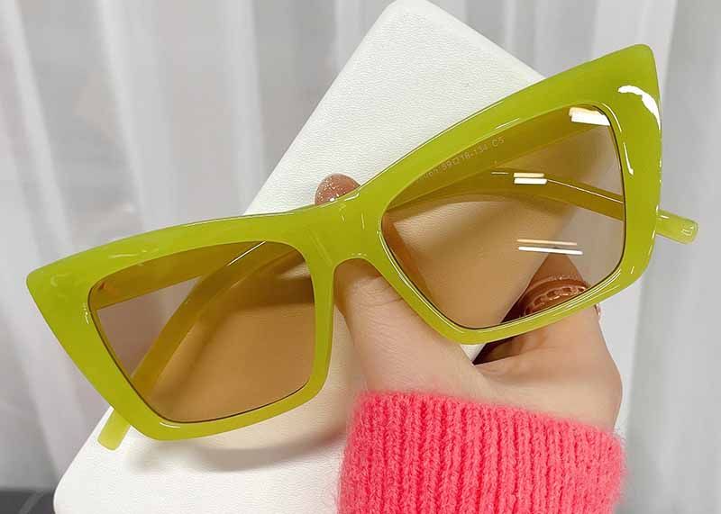 Vivid Jelly Color Girls Vintage Cat Eye Sunglasses