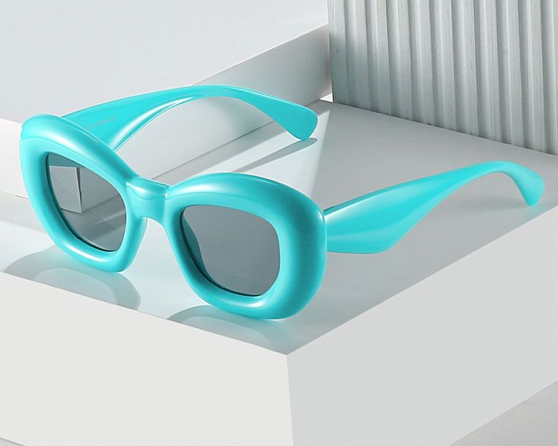 Polygon Bold Bulgy Frame Fresh Color Modern Sunglasses