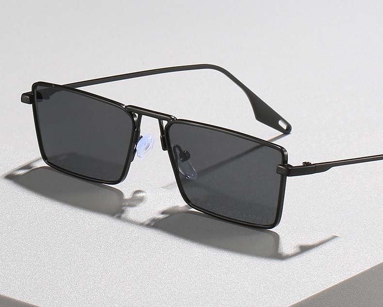 Light metal frame rectangular vintage sunglasses