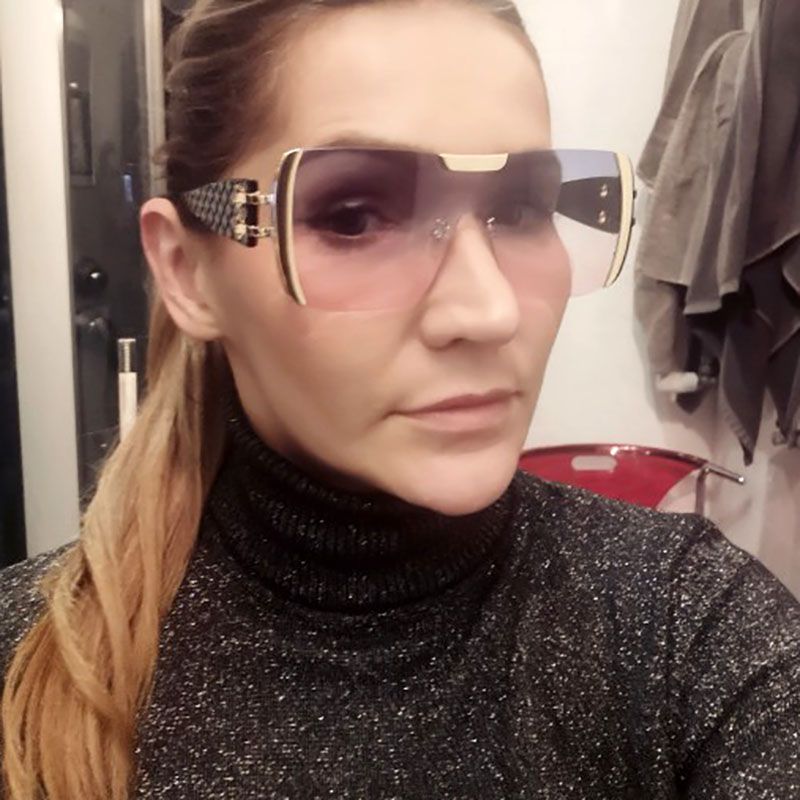Chic bold futuristic sunglasses big gradient mono lens