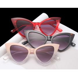 Adolescent Statement Highly Pointed Cat Eyes Sunglasses