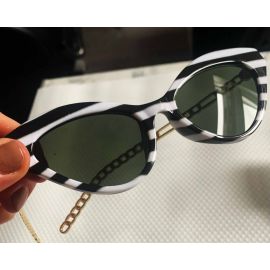 Elaborate Gold Tone Chain Legs Cat Eye Sunglasses