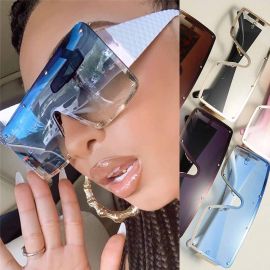 Oversized square mono lens futuristic shield sunglasses