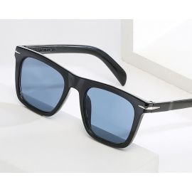 Spindle alike rivets decor vintage square sunglasses