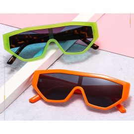 Polygonal Frame One Piece Lens Sports Sunglasses