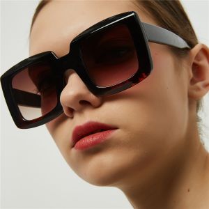 Cute bold rim square candy color boxy big sunglasses